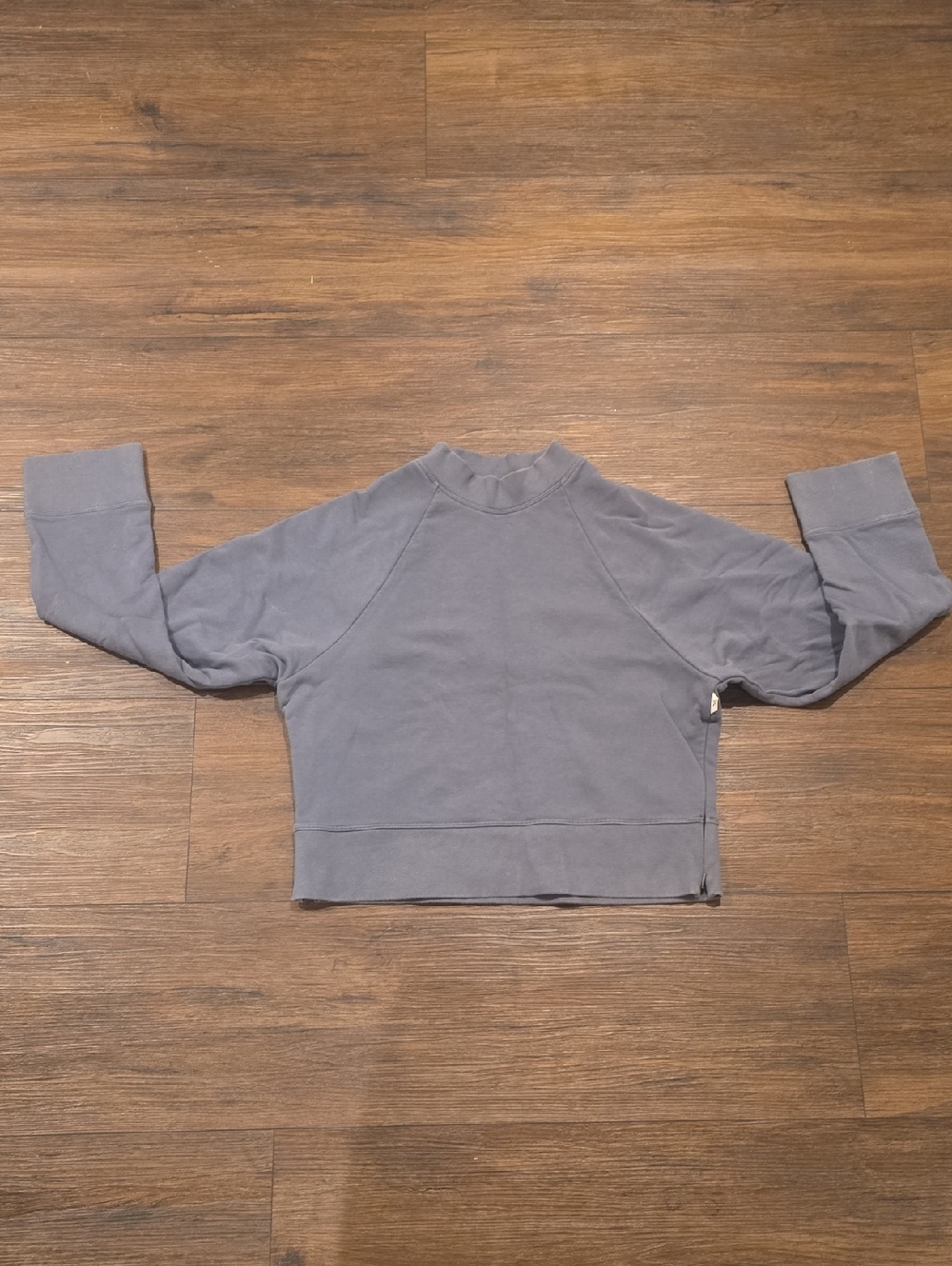 On Running- Deep Blue Cropped Crewneck Sweater